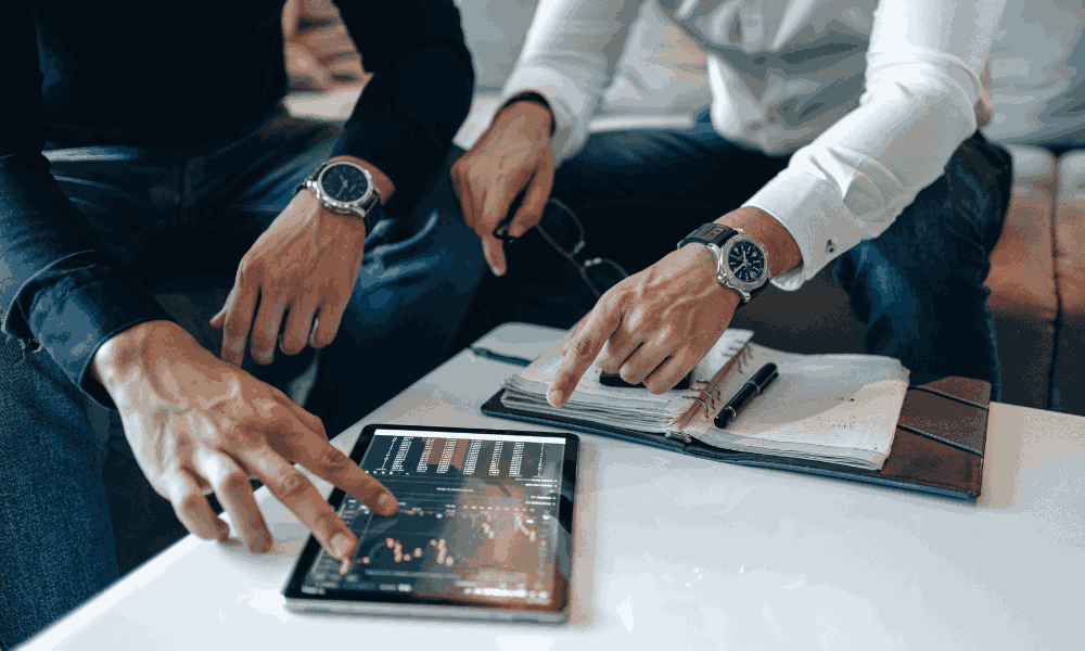 Khám phá TOP 3 cái tên sáng giá trong thế giới quỹ đầu tư Forex 2025 3 Quỹ Traders Central Fund