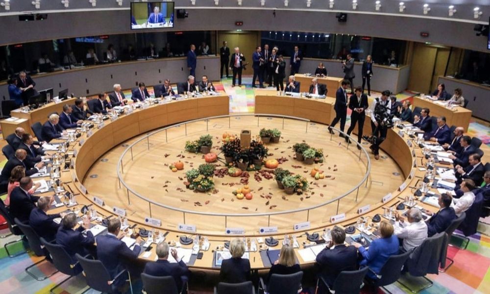 EU là gì? EU có những tác động như thế nào đến thị trường Forex? 4 EU tác động đến thị trường Forex
